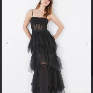 Maxi tulle black dress